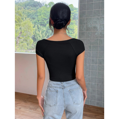 Haut Slim-Fit Chic Top