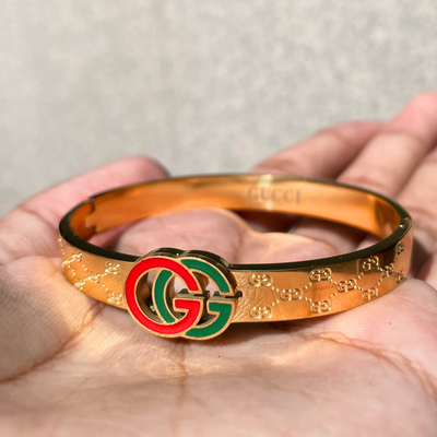 Premium Gucci Stainless Steel Unisex Bracelet | Golden Band with Gucci Logo (KCJ0045)
