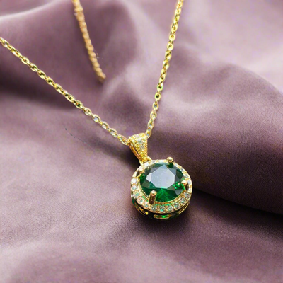 Glamourous Rose Cut Emerald Green Pendant (KCJ0020)