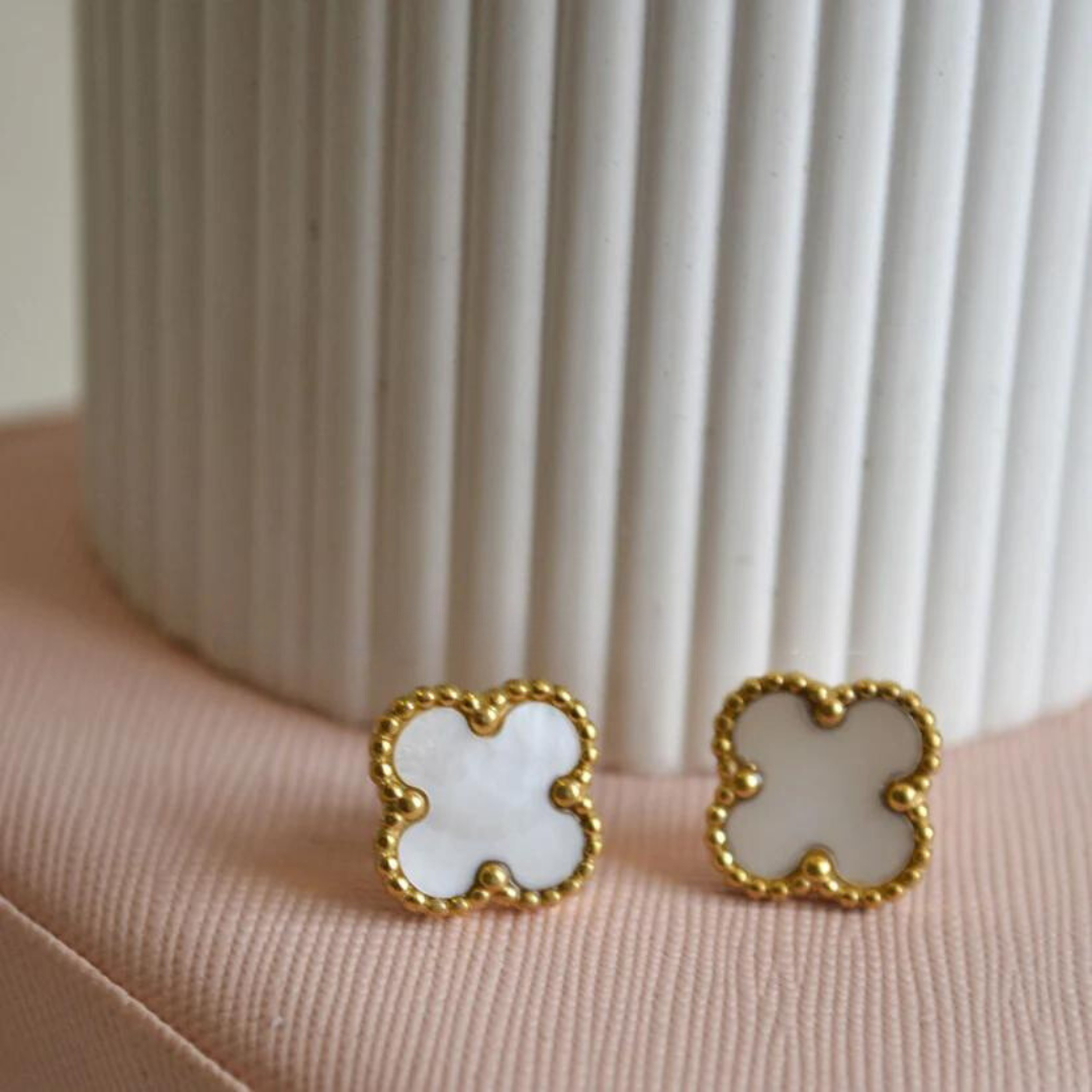 White Clover Tops and Locket Set (KCJ0052)