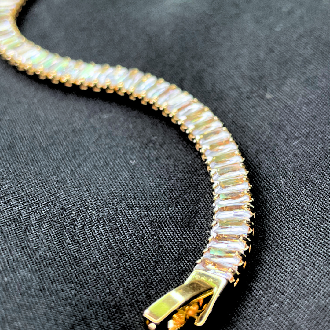 Luxury Cube-Cut Bracelet for Women (KCJ0012)