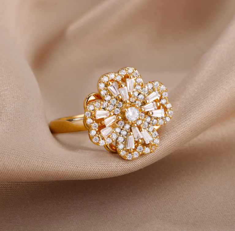 Rotating Four Clover Ring for Women | Silver/Golden Stainless Steel Anti-Stress Jewelry (KCJ0026)